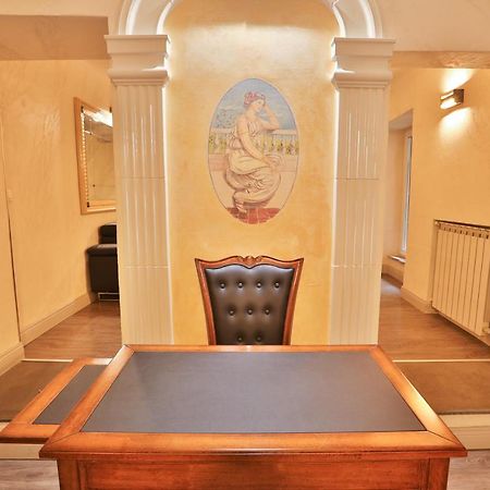 Grottini Luxury Suites ~ Pantheon Rome Exterior photo